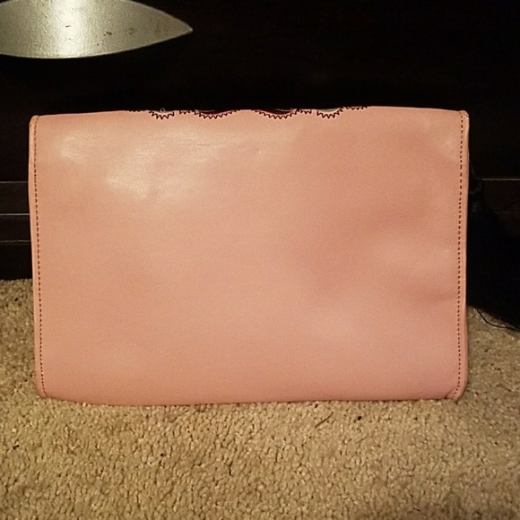 Cynthia Rowley embroidered light pink clutch - Picture 6 of 6